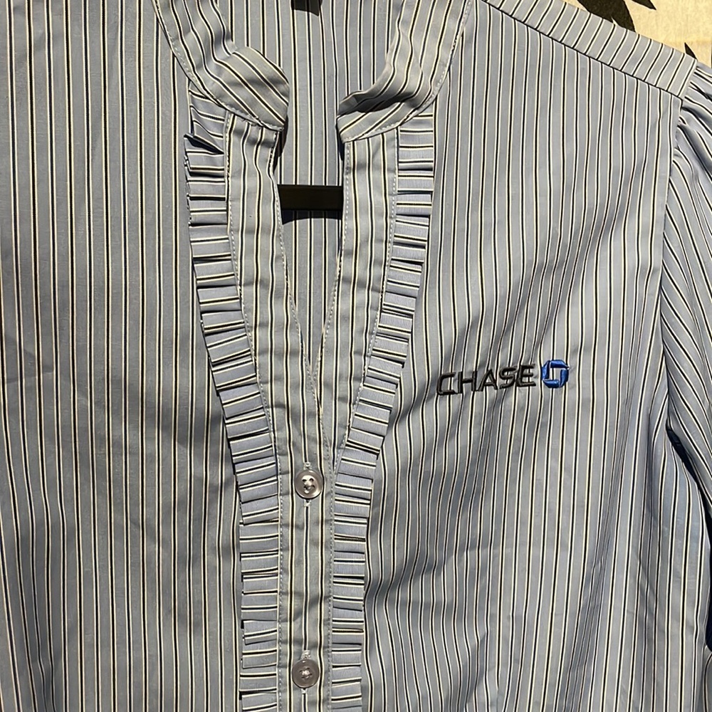 Chase Bank puff stripe top - Picture 4 of 4